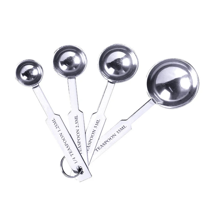 Engraved measuring spoons set